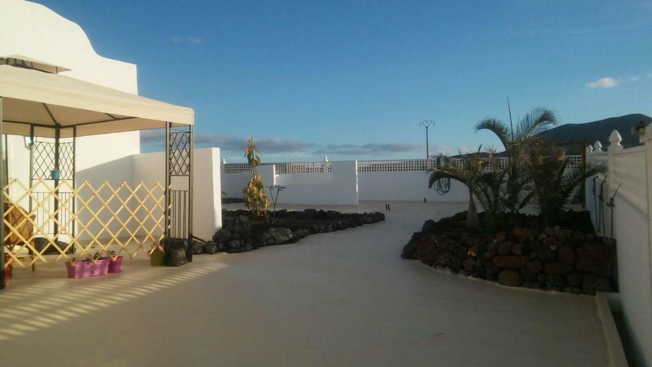 Ferienwohnung Alma En El Mar Tinajo Exterior foto