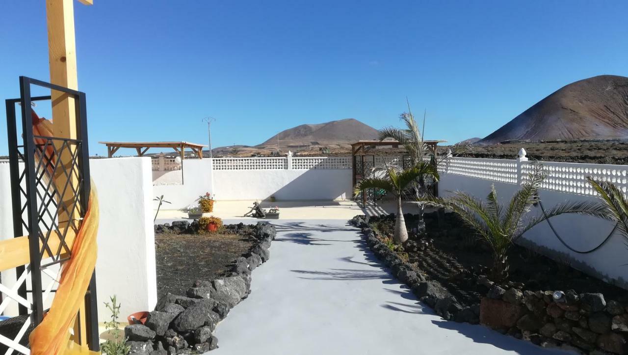 Ferienwohnung Alma En El Mar Tinajo Exterior foto